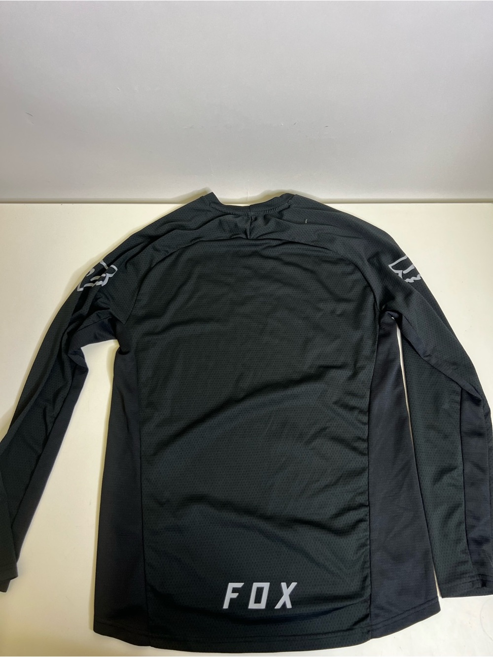 Fox Defend Men’s Long Sleeve Jersey Black with Gray Logo - Size Medium - Picture 2 of 8